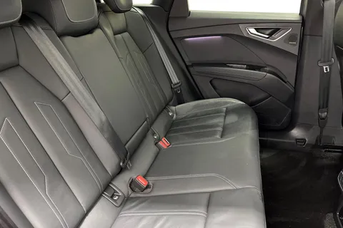 KT25FWN Audi Q4 e-tron Q4  Black Edition 45 e-tron  210,00 kW Thumbnail #9