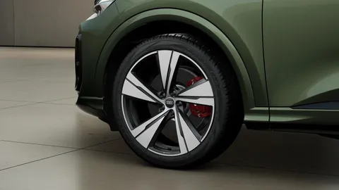  Audi SQ5 3.0 TFSI S Edition 1 S Tronic quattro Euro 6 (s/s) 5dr Thumbnail #4