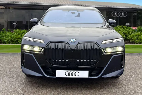 GY74CYL BMW 7 Series 3.0 750e 22.1kWh M Sport Auto xDrive Euro 6 (s/s) 4dr Thumbnail #7