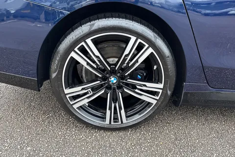GY74CYL BMW 7 Series 3.0 750e 22.1kWh M Sport Auto xDrive Euro 6 (s/s) 4dr Thumbnail #12