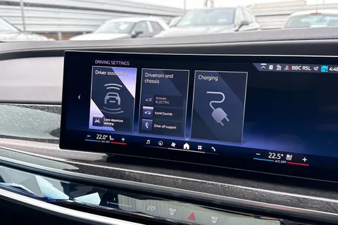 GY74CYL BMW 7 Series 3.0 750e 22.1kWh M Sport Auto xDrive Euro 6 (s/s) 4dr Thumbnail #42