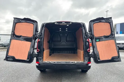 DG75CNE Volkswagen Transporter 2.0 TDI 110 Commerce Pro Van Thumbnail #8