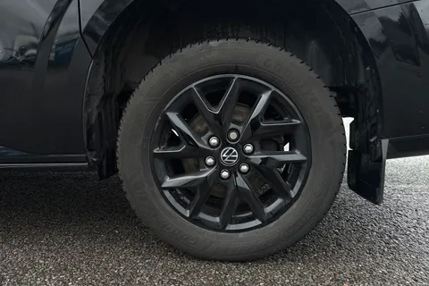 DG75CNE Volkswagen Transporter 2.0 TDI 110 Commerce Pro Van Thumbnail #13