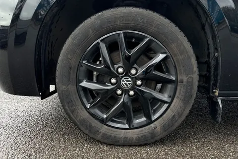 DG75CNE Volkswagen Transporter 2.0 TDI 110 Commerce Pro Van Thumbnail #14
