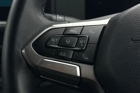 DG75CNE Volkswagen Transporter 2.0 TDI 110 Commerce Pro Van Thumbnail #44