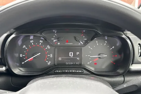 MC22TKU Citroën C3 1.2 PureTech Shine EAT6 Euro 6 (s/s) 5dr Thumbnail #20