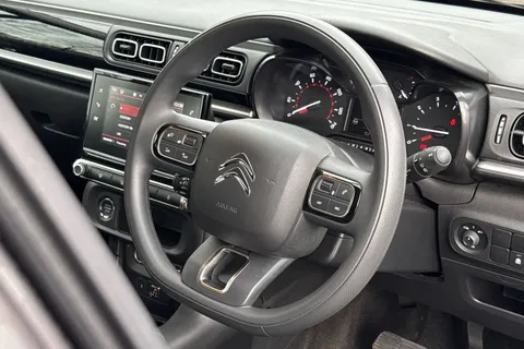 MC22TKU Citroën C3 1.2 PureTech Shine EAT6 Euro 6 (s/s) 5dr Thumbnail #33