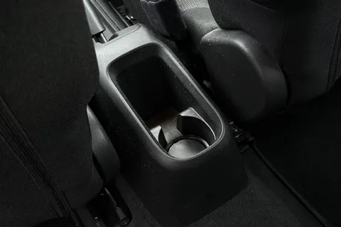 MC22TKU Citroën C3 1.2 PureTech Shine EAT6 Euro 6 (s/s) 5dr Thumbnail #36