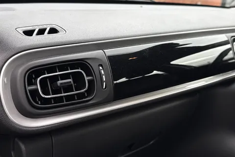 MC22TKU Citroën C3 1.2 PureTech Shine EAT6 Euro 6 (s/s) 5dr Thumbnail #37