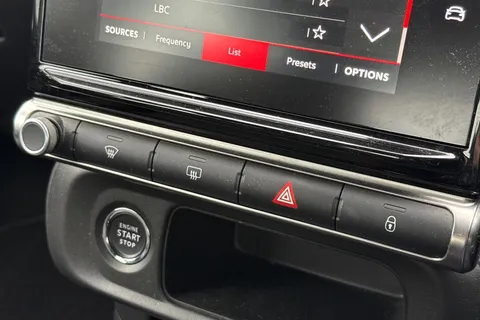 MC22TKU Citroën C3 1.2 PureTech Shine EAT6 Euro 6 (s/s) 5dr Thumbnail #39