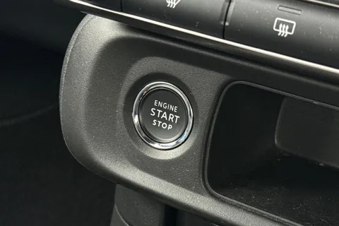 MC22TKU Citroën C3 1.2 PureTech Shine EAT6 Euro 6 (s/s) 5dr Thumbnail #40