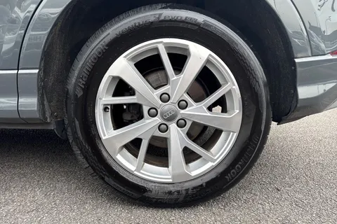 7 of 46 for Audi Q3 2.0 TDI 35 Sport quattro Euro 6 (s/s) 5dr