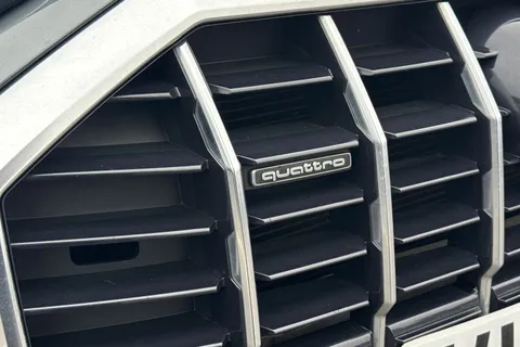 26 of 46 for Audi Q3 2.0 TDI 35 Sport quattro Euro 6 (s/s) 5dr