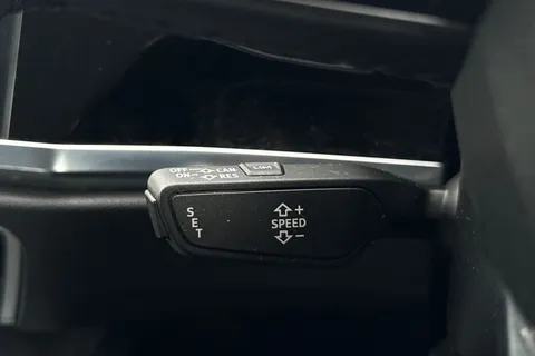 41 of 46 for Audi Q3 2.0 TDI 35 Sport quattro Euro 6 (s/s) 5dr