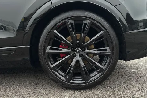 BU75ZCO Audi SQ8 SUV  Black Edition TFSI  507 PS tiptronic Thumbnail #11