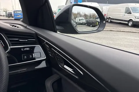 BU75ZCO Audi SQ8 SUV  Black Edition TFSI  507 PS tiptronic Thumbnail #20