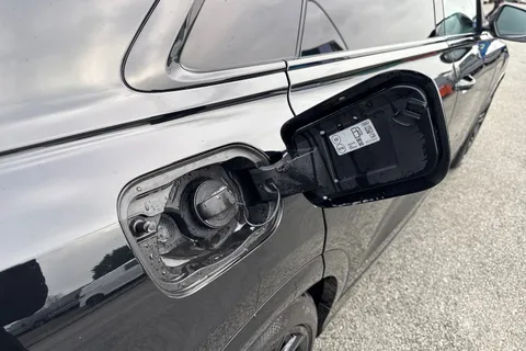 BU75ZCO Audi SQ8 SUV  Black Edition TFSI  507 PS tiptronic Thumbnail #24