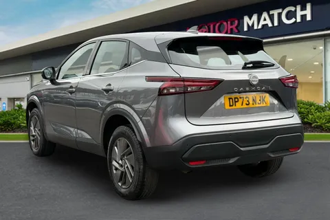 DP73NJK Nissan Qashqai 1.3 DIG-T MHEV Acenta Premium XTRON Euro 6 (s/s) 5dr Thumbnail #3