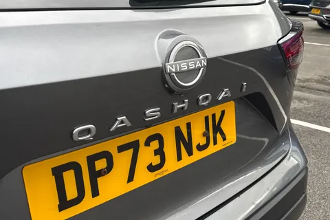 DP73NJK Nissan Qashqai 1.3 DIG-T MHEV Acenta Premium XTRON Euro 6 (s/s) 5dr Thumbnail #27