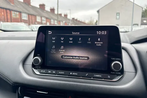 DP73NJK Nissan Qashqai 1.3 DIG-T MHEV Acenta Premium XTRON Euro 6 (s/s) 5dr Thumbnail #33