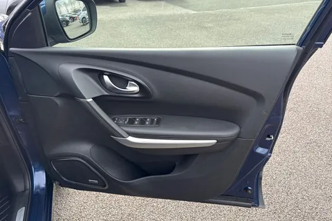 GY20UUP Renault Kadjar 1.5 Blue dCi GT Line EDC Euro 6 (s/s) 5dr Thumbnail #22