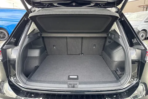 CX75TTV Volkswagen Tiguan 2.0 TDI Match 5dr DSG Thumbnail #7