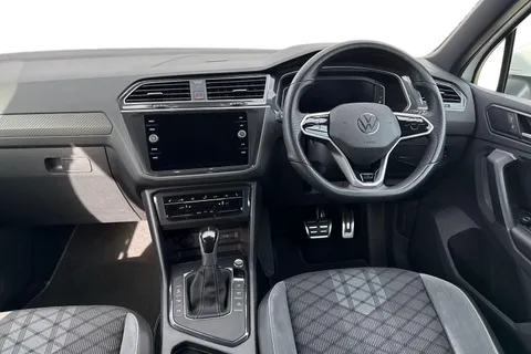 MC73LZD Volkswagen Tiguan 1.5 TSI 150 R-Line Edition 5dr DSG**VAT QUALIFYING** Thumbnail #14
