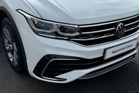 MC73LZD Volkswagen Tiguan 1.5 TSI 150 R-Line Edition 5dr DSG**VAT QUALIFYING** Thumbnail #18