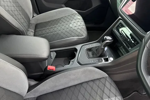 MC73LZD Volkswagen Tiguan 1.5 TSI 150 R-Line Edition 5dr DSG**VAT QUALIFYING** Thumbnail #21