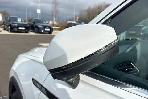 MC73LZD Volkswagen Tiguan 1.5 TSI 150 R-Line Edition 5dr DSG**VAT QUALIFYING** Thumbnail #28