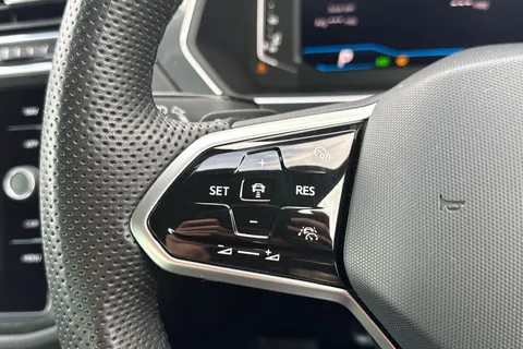 MC73LZD Volkswagen Tiguan 1.5 TSI 150 R-Line Edition 5dr DSG**VAT QUALIFYING** Thumbnail #35