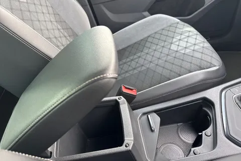 MC73LZD Volkswagen Tiguan 1.5 TSI 150 R-Line Edition 5dr DSG**VAT QUALIFYING** Thumbnail #41