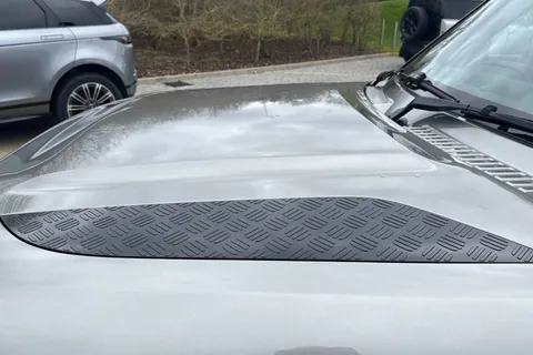 KT74HDA Land Rover Defender 110 3.0 D350 X-Dynamic HSE 5dr Thumbnail #30