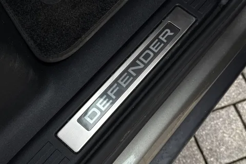 KT74HDA Land Rover Defender 110 3.0 D350 X-Dynamic HSE 5dr Thumbnail #35