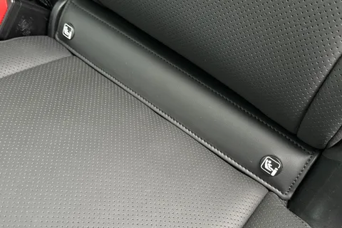 KT74HDA Land Rover Defender 110 3.0 D350 X-Dynamic HSE 5dr Thumbnail #44