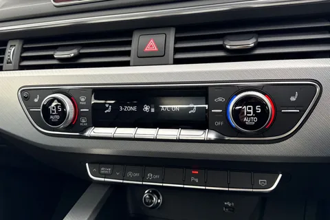 PY19ZZU Audi A4 Avant 2.0 TFSI 35 Sport Euro 6 (s/s) 5dr Thumbnail #19