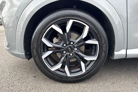 YY20SMO Ford Puma 1.0T EcoBoost MHEV ST-Line X First Edition Euro 6 (s/s) 5dr Thumbnail #13