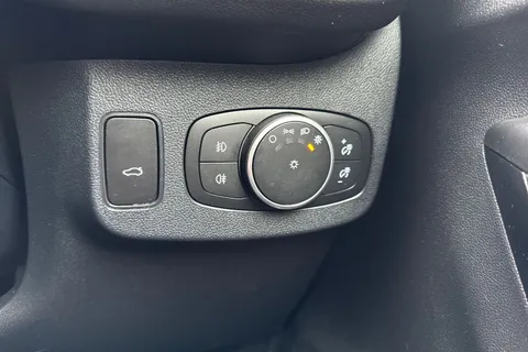 YY20SMO Ford Puma 1.0T EcoBoost MHEV ST-Line X First Edition Euro 6 (s/s) 5dr Thumbnail #43