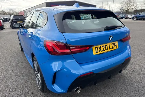 DX20LZH BMW 1 Series 1.5 118i M Sport Euro 6 (s/s) 5dr Thumbnail #9