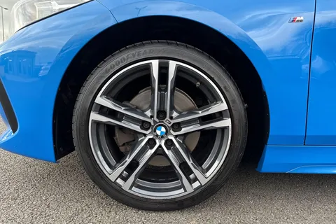 DX20LZH BMW 1 Series 1.5 118i M Sport Euro 6 (s/s) 5dr Thumbnail #13