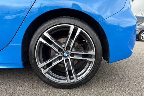 DX20LZH BMW 1 Series 1.5 118i M Sport Euro 6 (s/s) 5dr Thumbnail #14