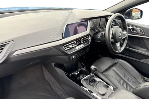 DX20LZH BMW 1 Series 1.5 118i M Sport Euro 6 (s/s) 5dr Thumbnail #16