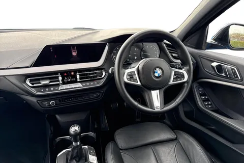 DX20LZH BMW 1 Series 1.5 118i M Sport Euro 6 (s/s) 5dr Thumbnail #19