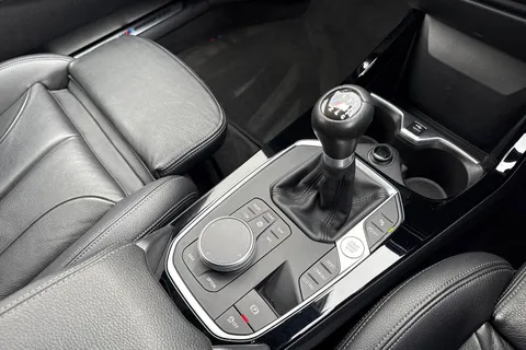 DX20LZH BMW 1 Series 1.5 118i M Sport Euro 6 (s/s) 5dr Thumbnail #24