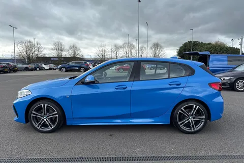 DX20LZH BMW 1 Series 1.5 118i M Sport Euro 6 (s/s) 5dr Thumbnail #31