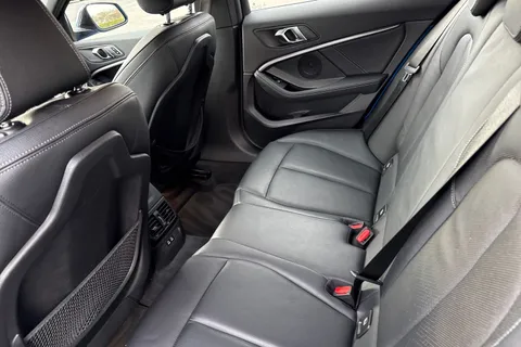 DX20LZH BMW 1 Series 1.5 118i M Sport Euro 6 (s/s) 5dr Thumbnail #35