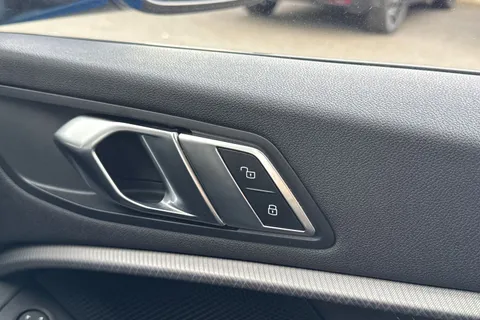 DX20LZH BMW 1 Series 1.5 118i M Sport Euro 6 (s/s) 5dr Thumbnail #42