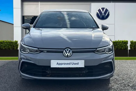 MK24LWY Volkswagen Golf 1.5 eTSI 150 R-Line 5dr DSG **PAN ROOF, 18' BERGAMO ALLOYS, REAR CAM** Thumbnail #6