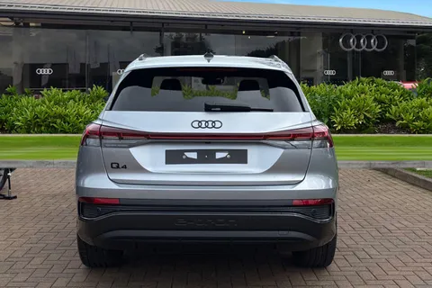 Audi Q4 e-tron 45 Black Edition Auto 5dr 82kWh Thumbnail #5