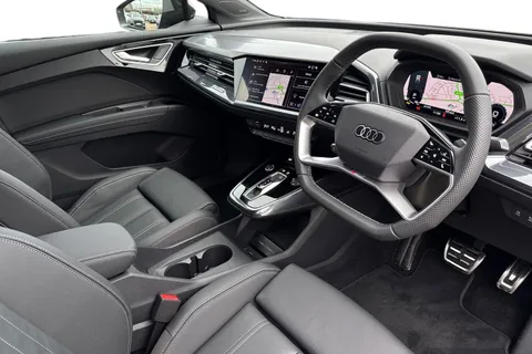  Audi Q4 e-tron 45 Black Edition Auto 5dr 82kWh Thumbnail #8